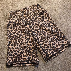 Kamo Fitness cheetah bike shorts